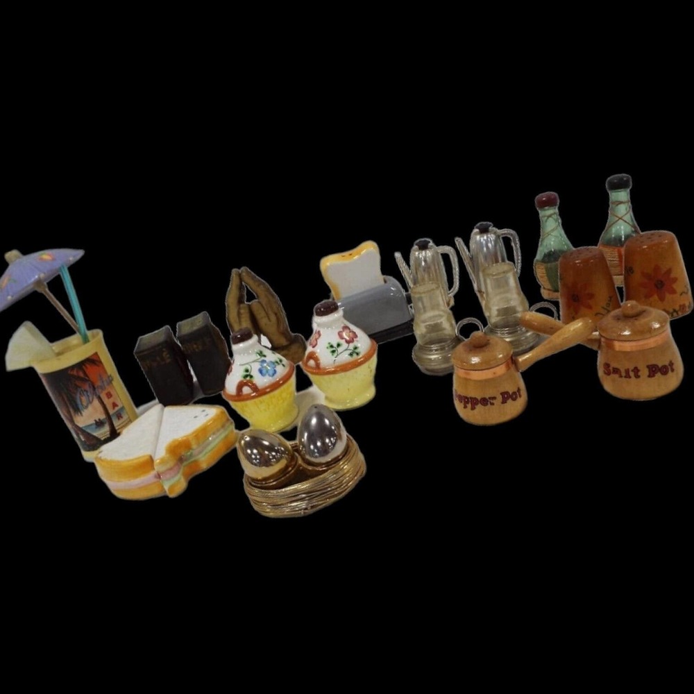 VTG Mixed Lot Of Salt & Pepper Shakers Lot Of 12 Pair Japan Aloha Bible Toaster